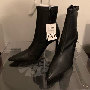 Sexy, cool, and versatile bootie. Perfect for Fall